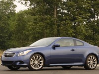 Infiniti G/Q60 Coupe photo